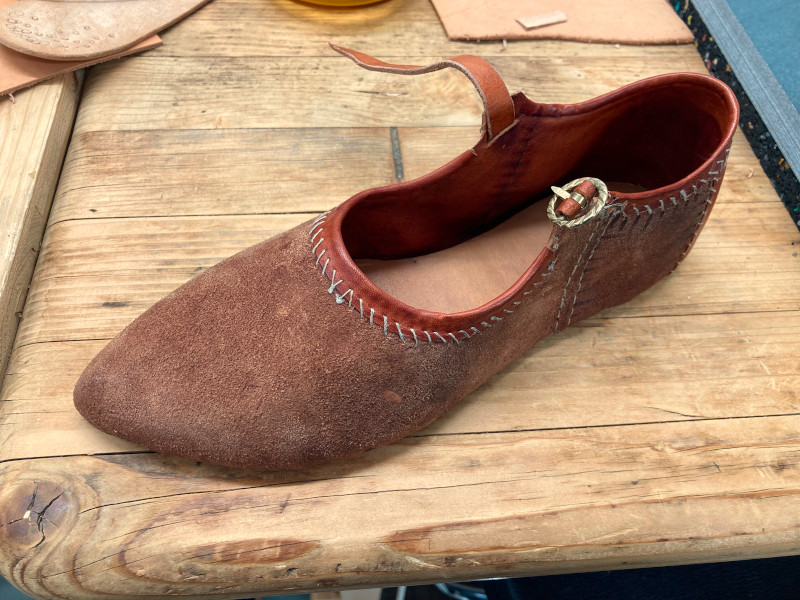 lederhandwerk-schuhe-wendegenaeht-800×600