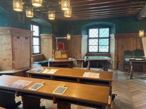 offene-rathaustuer-hall-2024-08