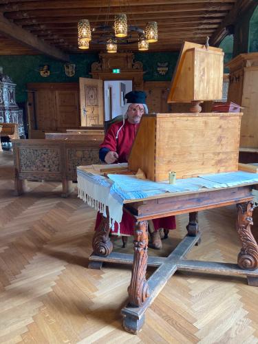 offene-rathaustuer-hall-2024-10