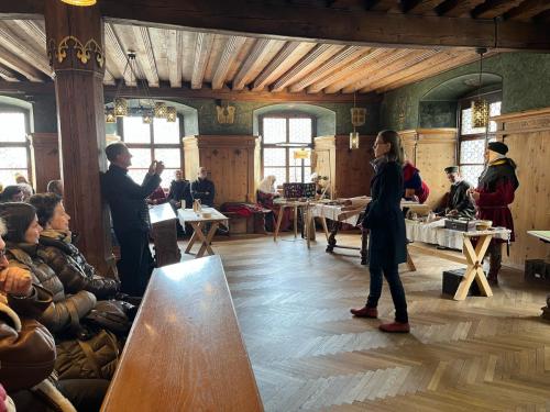 rathaustuer-hall-2025-12